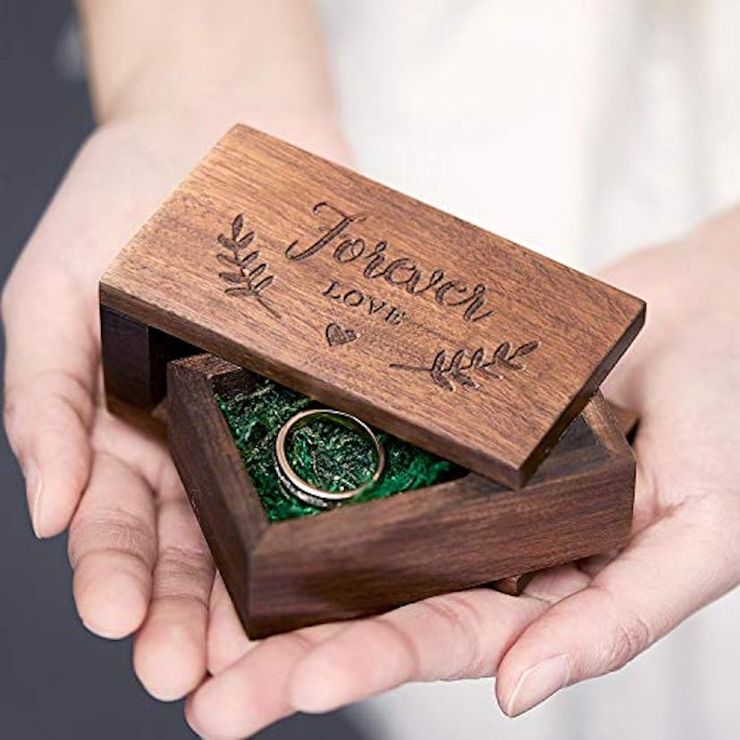 AW BRIDAL Wooden Wedding Ring Box