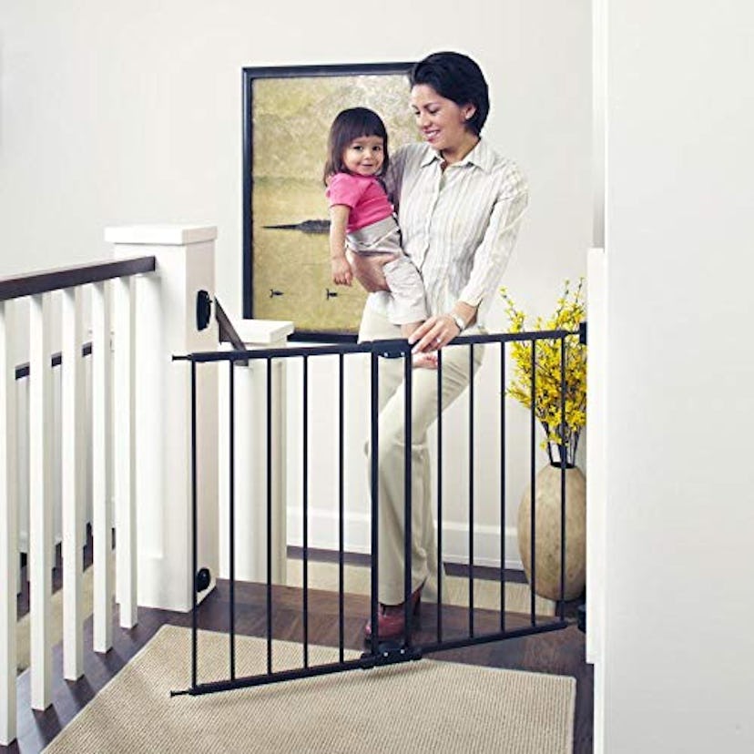 Toddleroo Wide Easy Swing & Lock Baby Gate