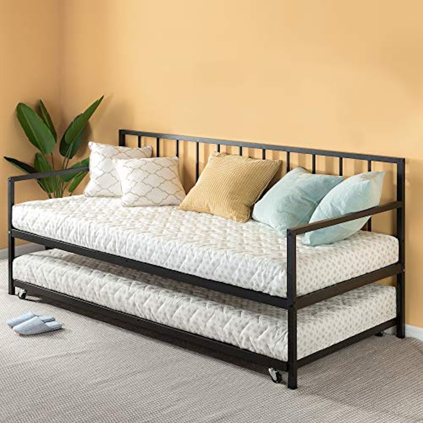 Zinus Eden Twin Daybed and Trundle Set