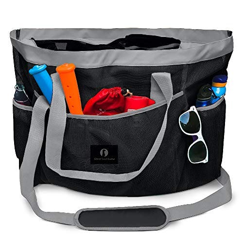 Here Are The Best Waterproof Beach Bags, Because We All Need Some