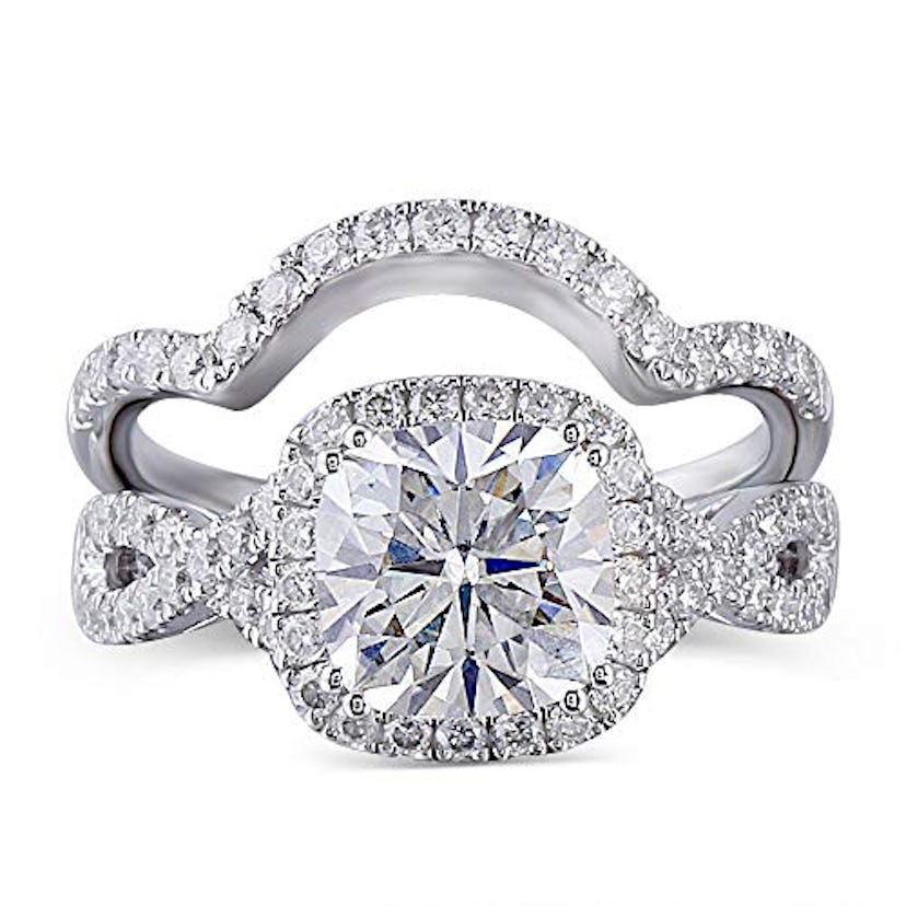 DovEggs Moissanite Engagement Ring Set