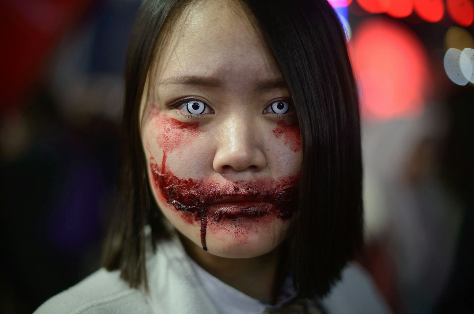 Are Halloween Contacts Safe? This Teen�s Story Is Super Scary Are Halloween Contacts Safe? This Teen�s Story Is Super Scary