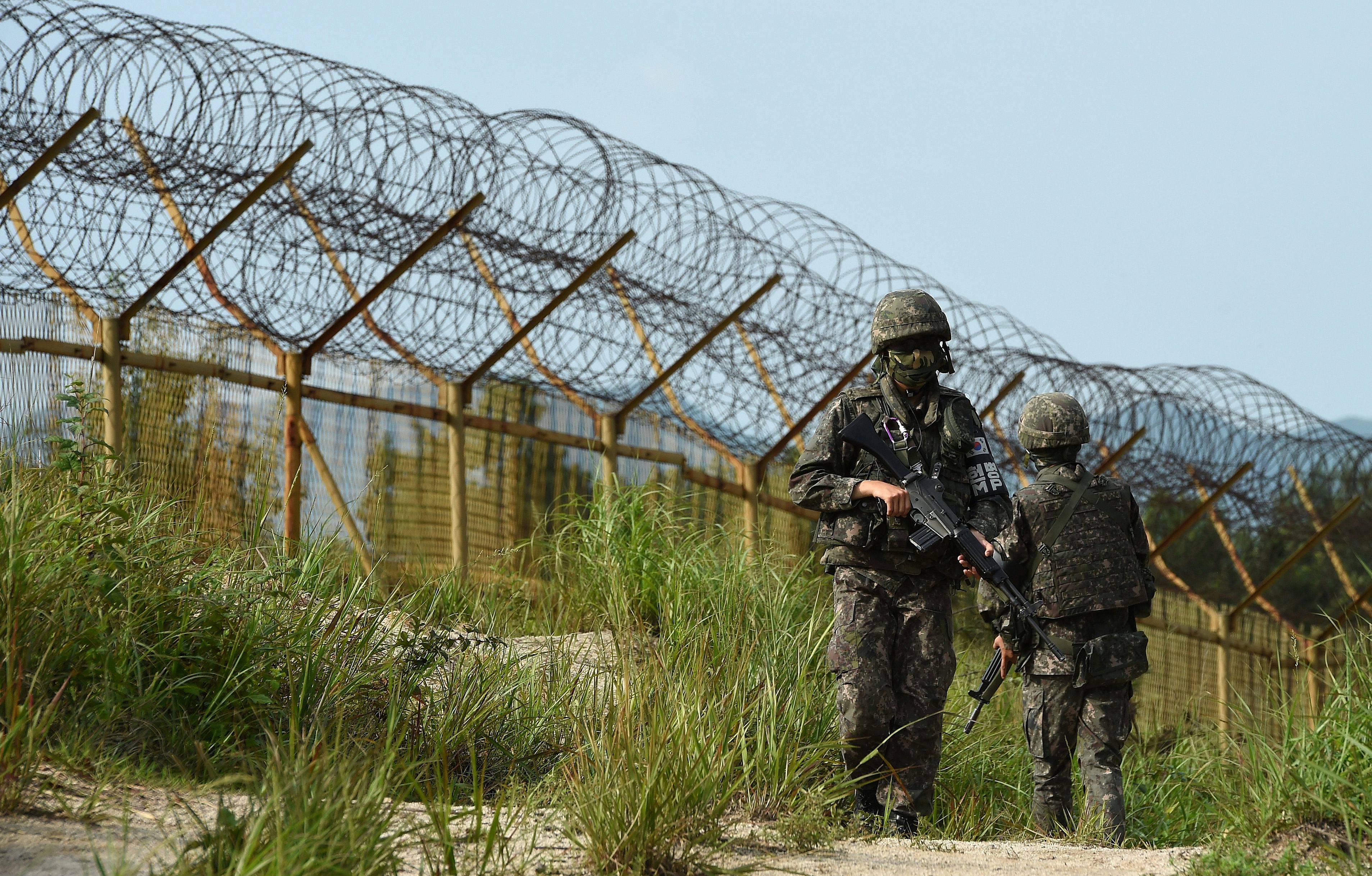 A North Korean Soldier Defected To The South & This Video Of His Escape ...