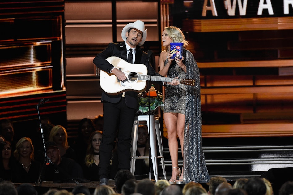 How To Stream The 2017 Cmas Online So You Dont Miss Carrie Underwood And Brad Paisleys 0525