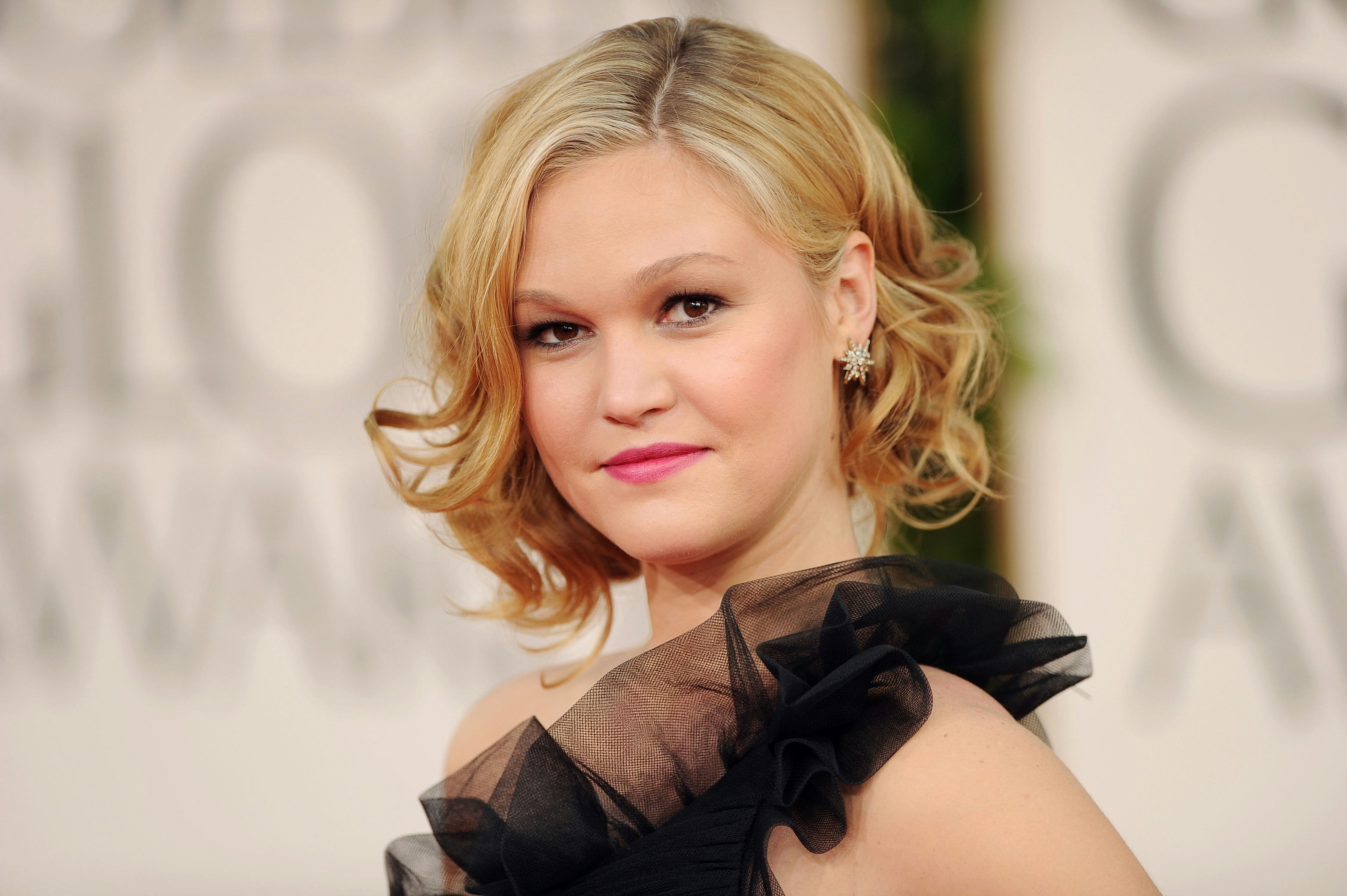 Next photo of Julia Stiles