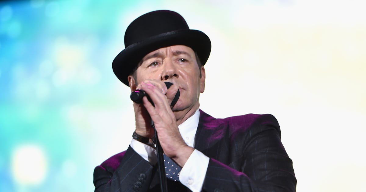 Why Is Kevin Spacey Hosting The Tonys? The ‘House Of Cards’ Actor Is An