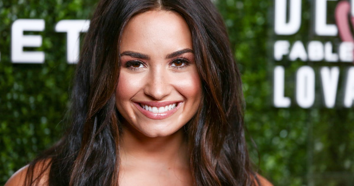 Demi Lovato S Sorry Not Sorry Lyrics Are The Push You Need To Take On The Haters Demi Lovato S Sorry Not Sorry Lyrics Are The Push You Need To Take On The Haters