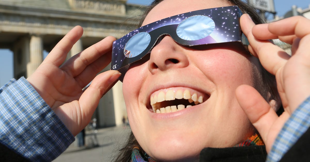 What Stores Are Selling Solar Eclipse Glasses? Prices Have ...