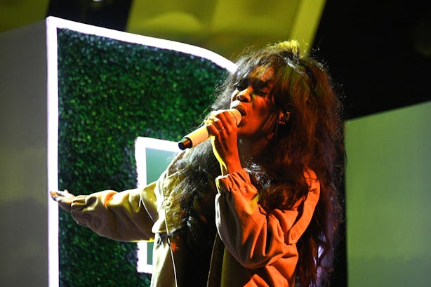 how-to-pronounce-sza-is-important-knowledge-for-even-a-casual-fan