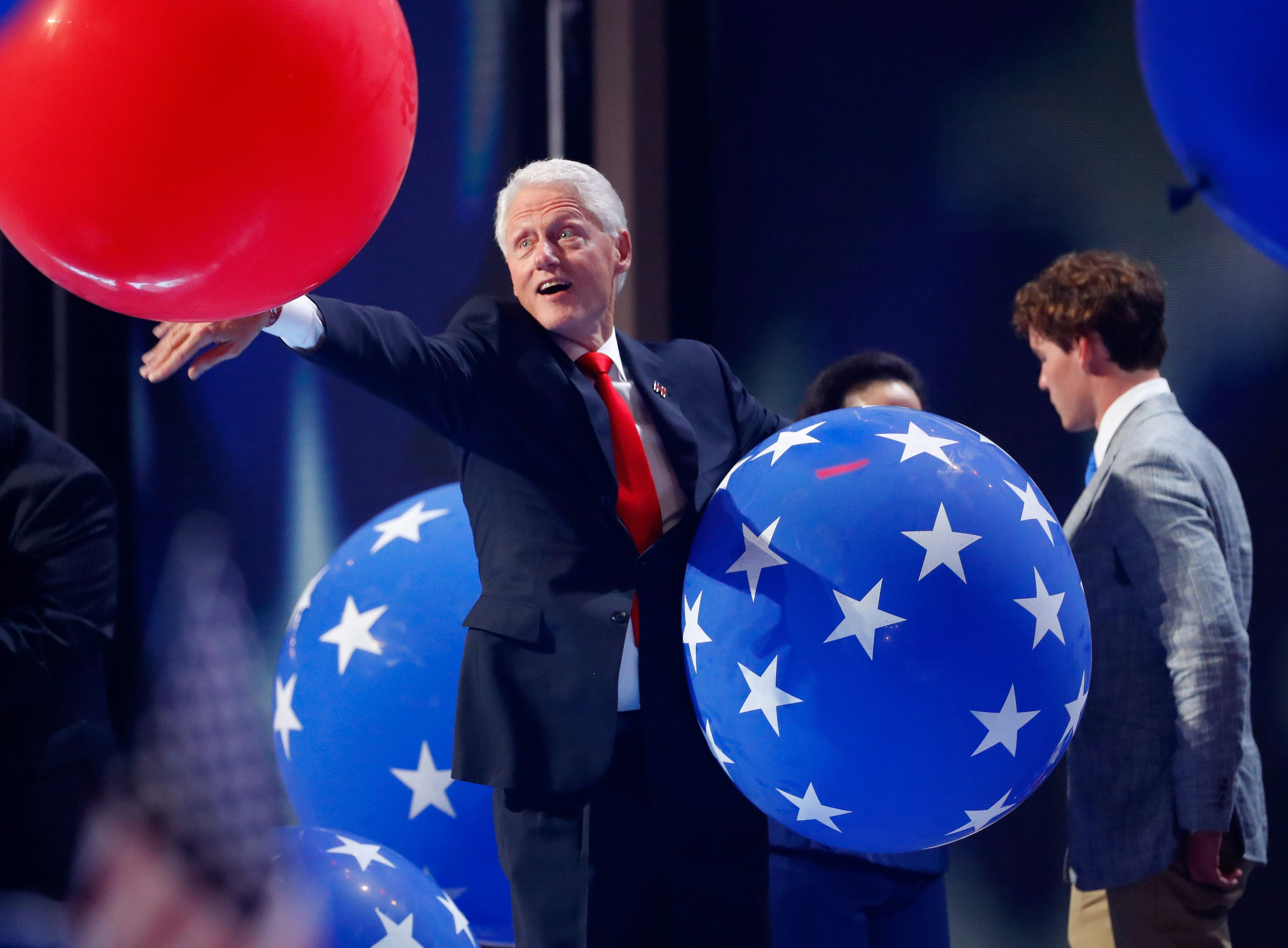 clintons baby shower balloons