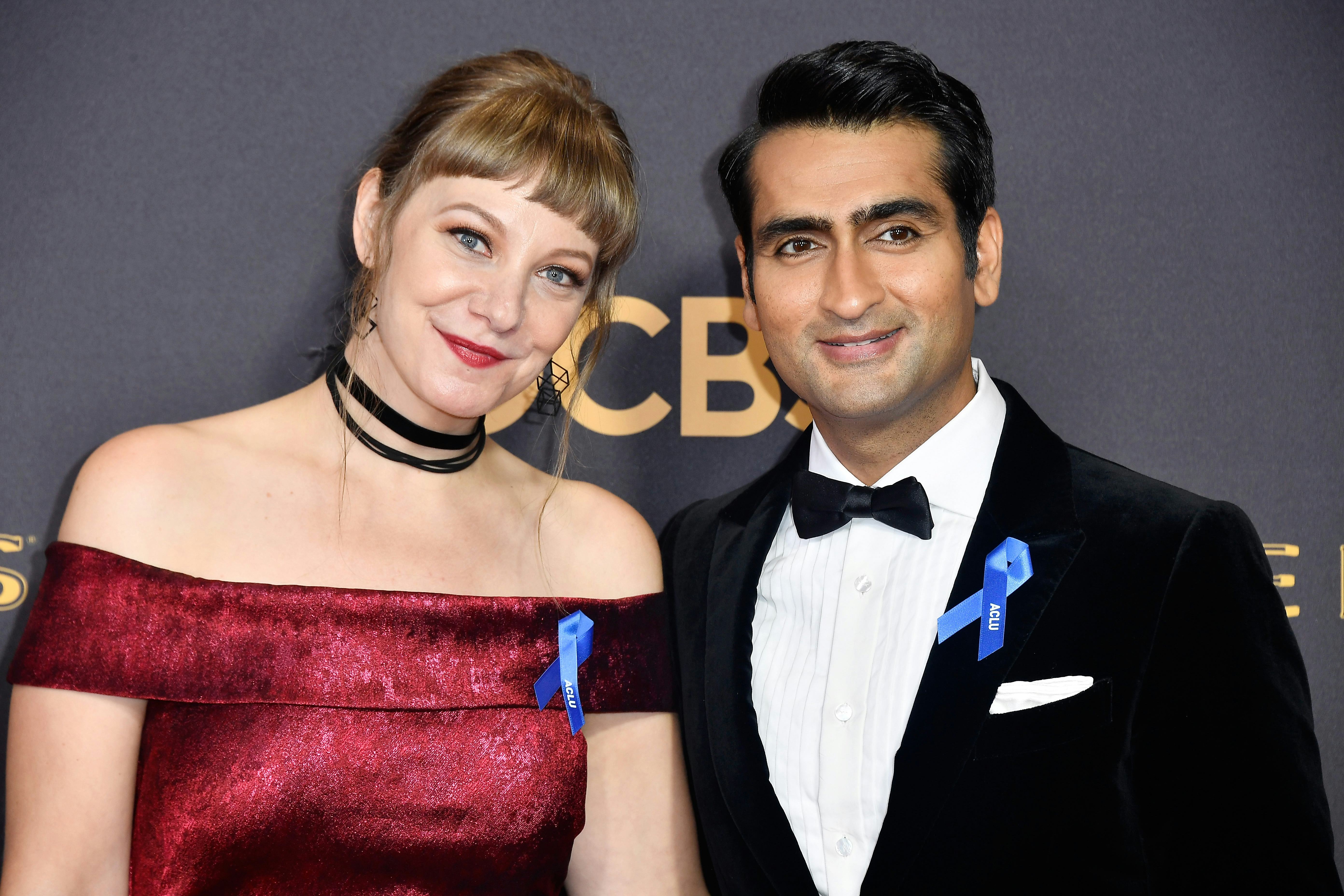 Why Are People Wearing Blue Ribbons At The 2017 Emmy Awards? They Make