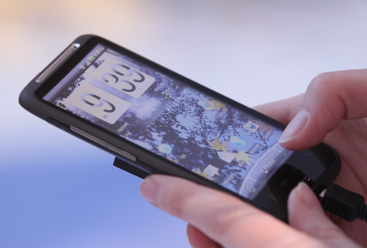 Can You Send iMessages On An Android Device? If You Have A Mac, There’s