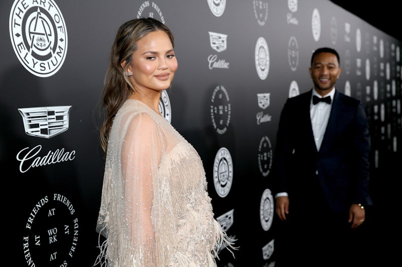 Chrissy Teigen Is Celebrating Her Streak Of Gray Hair & Her Fans Are