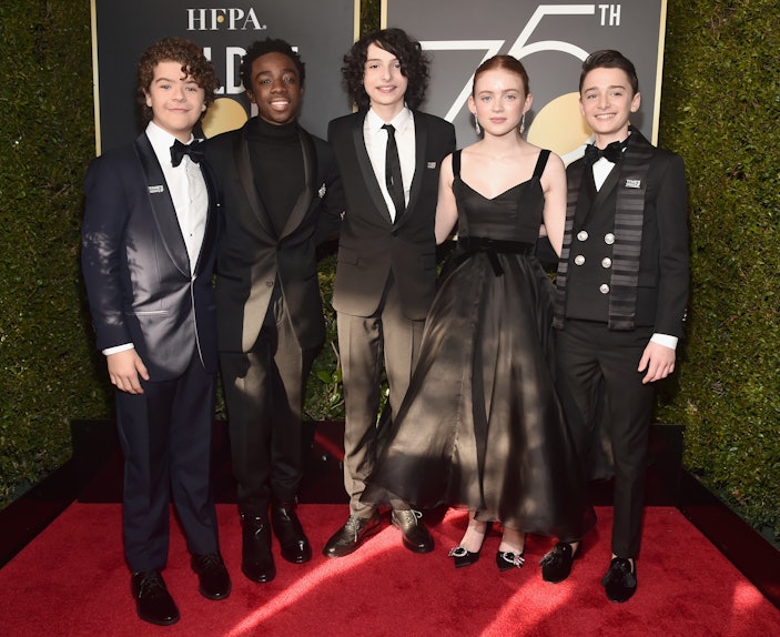 ‘Stranger Things’ Cast Wearing All Black To The Golden Globes Is Everything