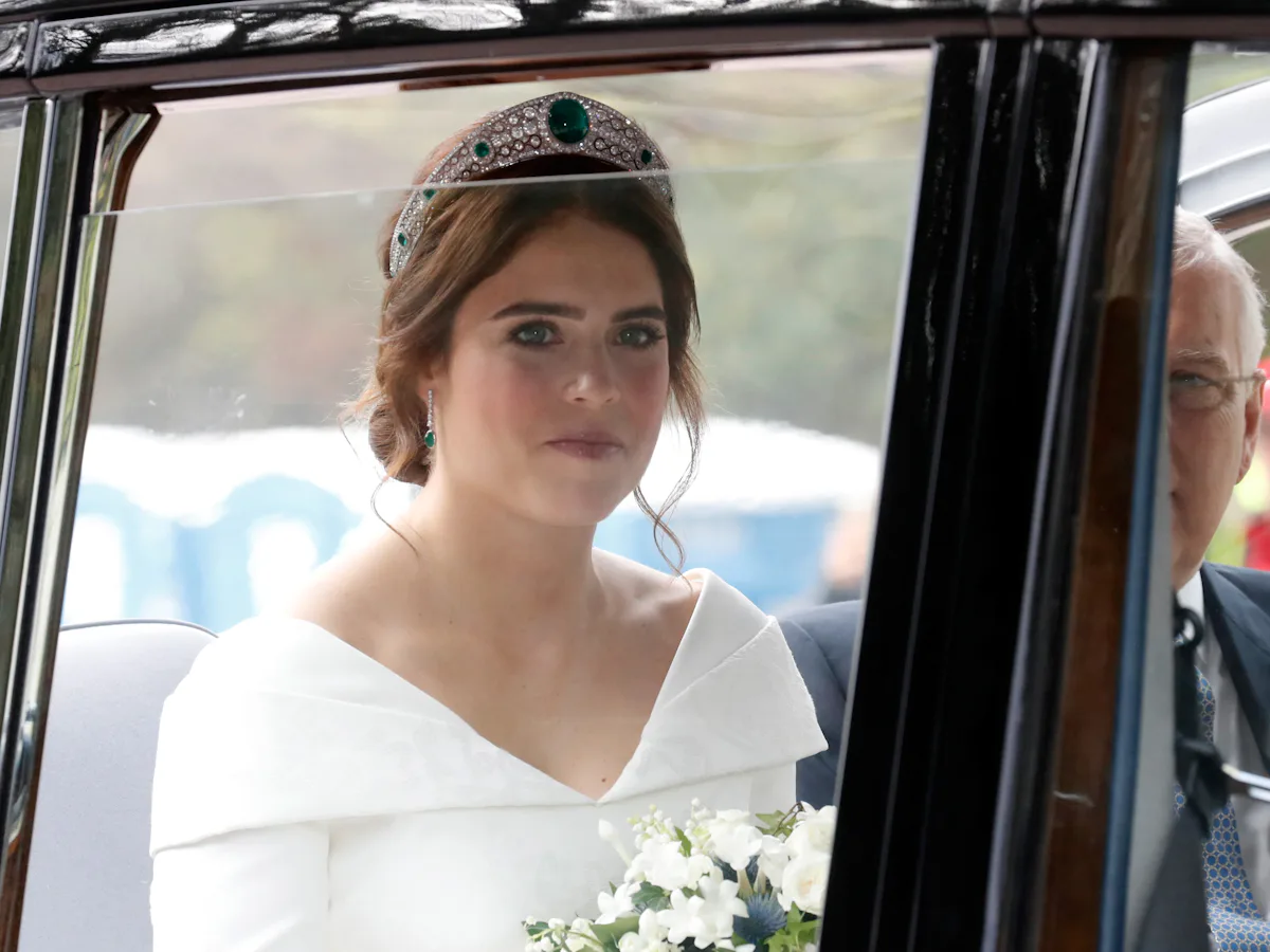 princess eugenie wedding dress designer Princess Eugenie royal wedding dress photos: The stunning Peter Pilotto gown