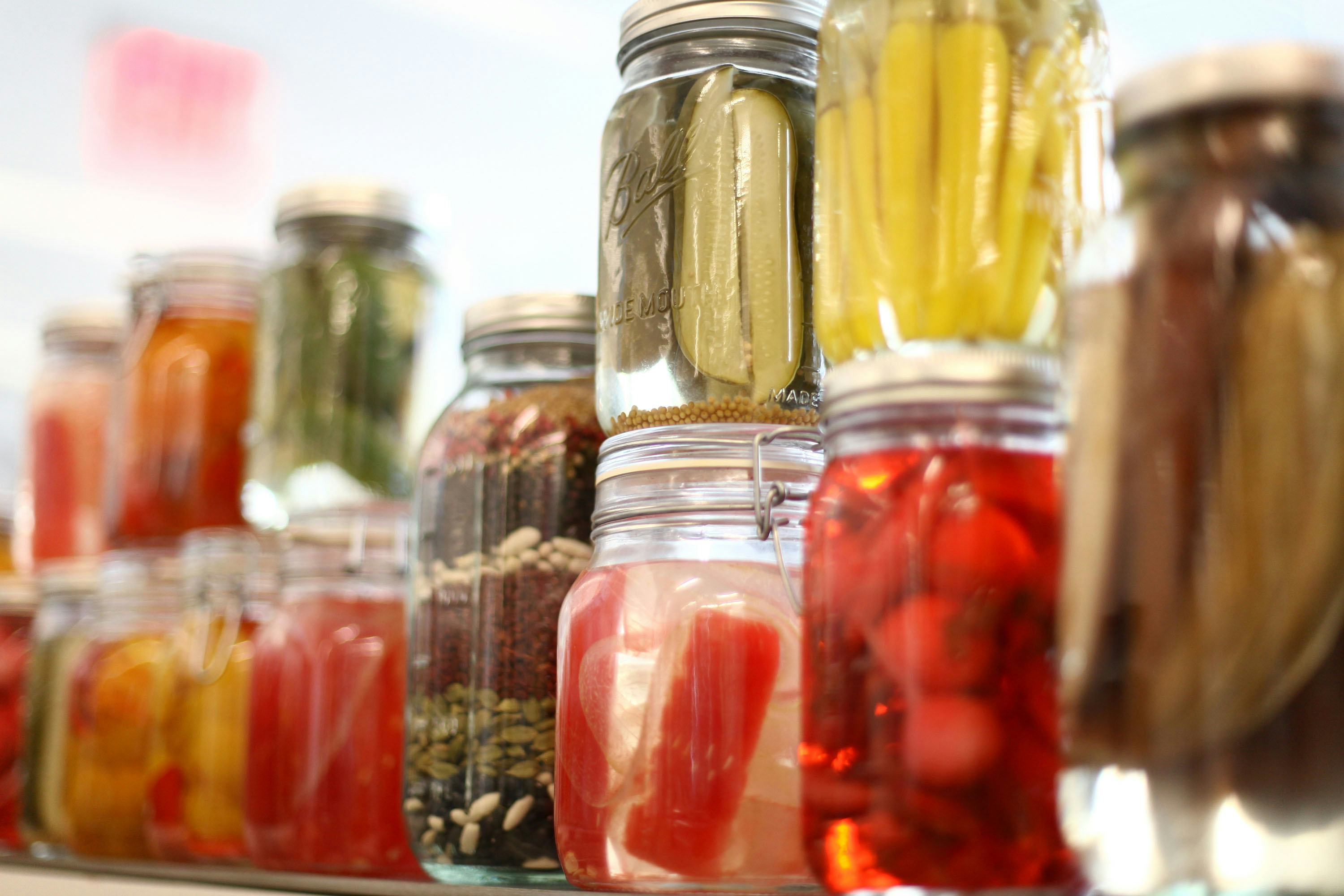 7 Health Benefits Of Pickles & Fermented Foods You Probably Already Eat