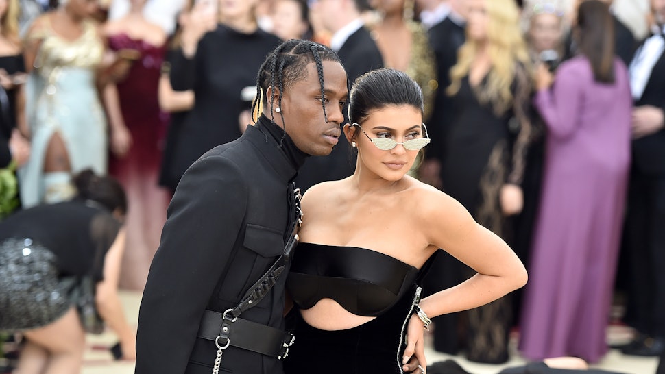 Kylie Jenner Travis Scotts New Mansion Sounds Seriously Impressive