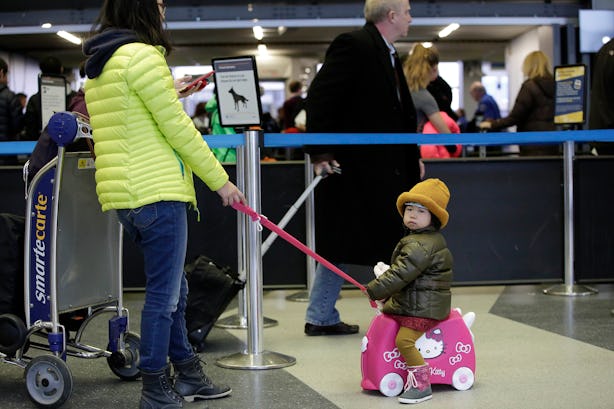 do-kids-need-id-to-fly-here-s-what-travelers-need-to-know