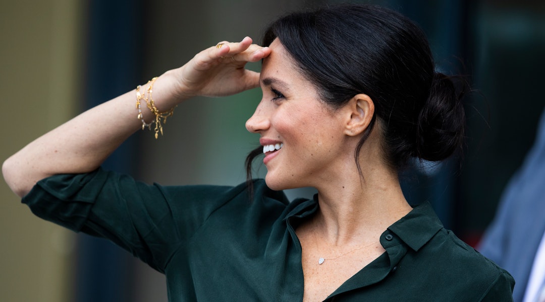 Meghan Markle S Low Bun Is Officially Back Here S How To