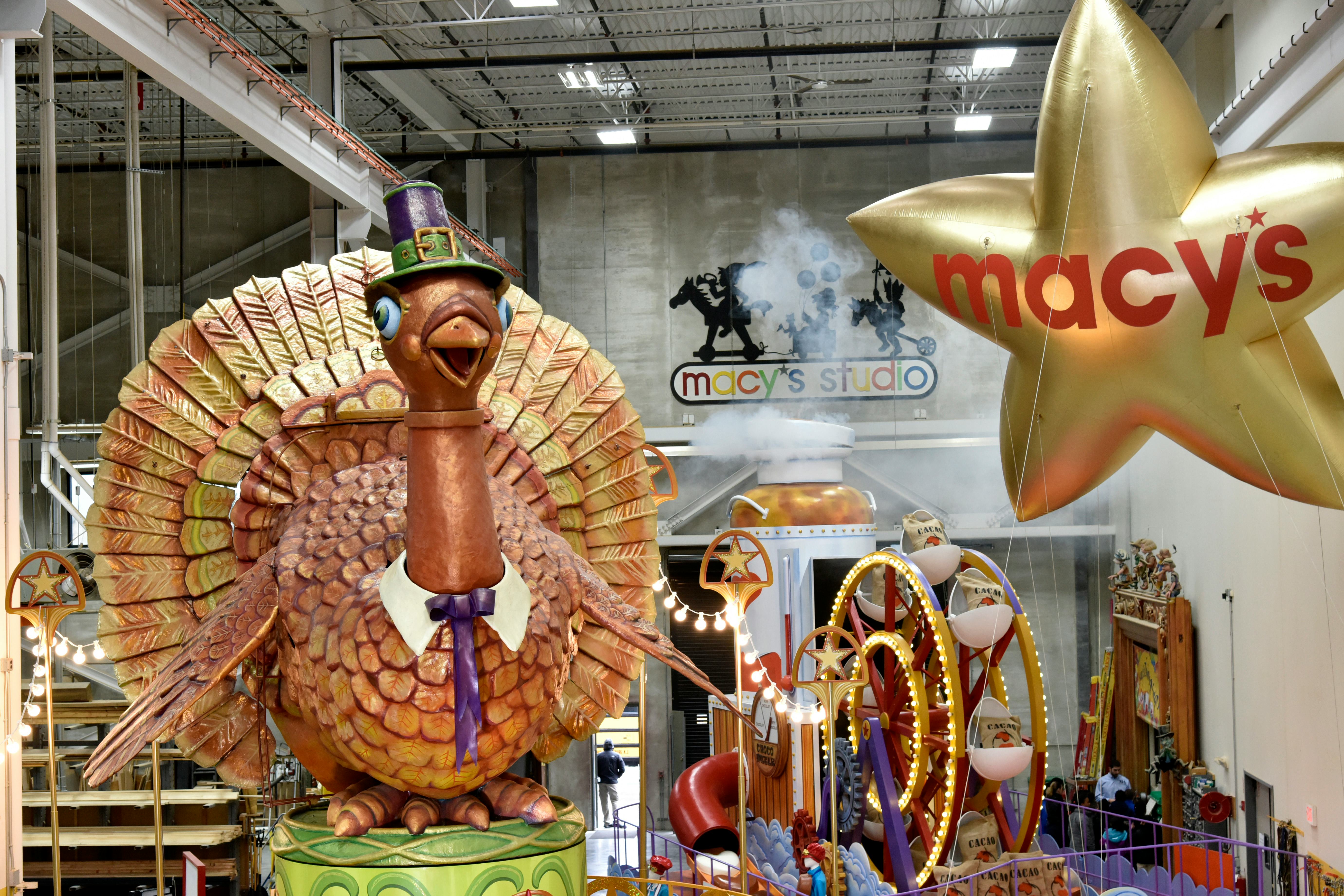 Here's How To Watch The 2018 Macy’s Thanksgiving Day Parade Before You ...