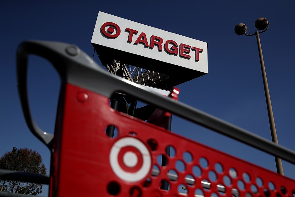 Target&#39;s 2018 Black Friday Hours Are Starting Sooner Than Last Year, So You Better Dip Out Early ...
