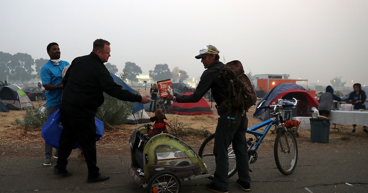 How To Help Wildfire Victims On Thanksgiving Because There's Never Been