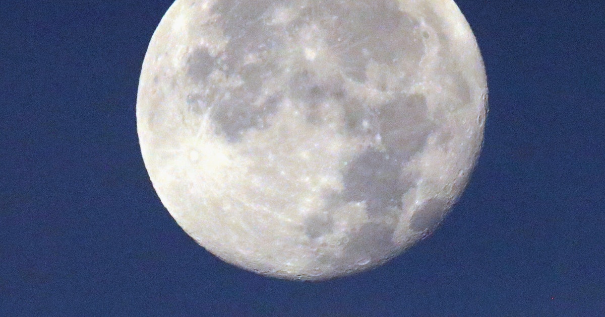 4 zodiac signs the november 2018 full moon will affect the most 4 Zodiac Signs The November 2018 Full Moon Will Affect The Most