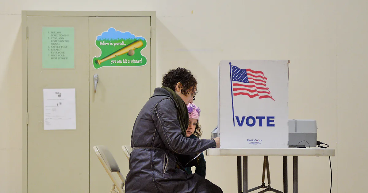 Why Vote Midterms 34 Moms Explain Why They're Voting In The 2018 Midterms