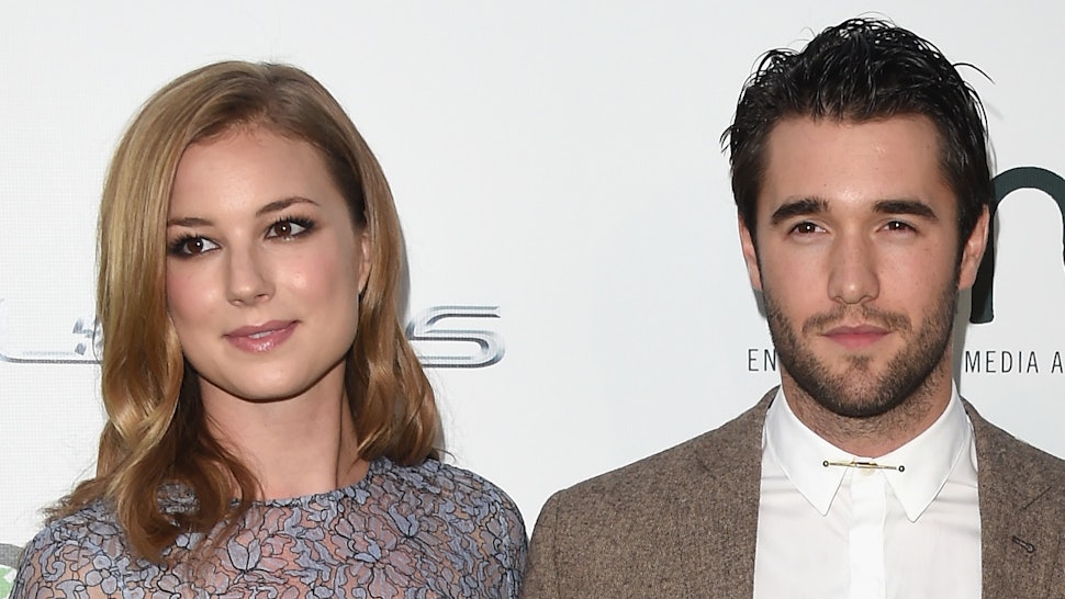 Emily Vancamp Josh Bowman Got Married In Real Life Like Their