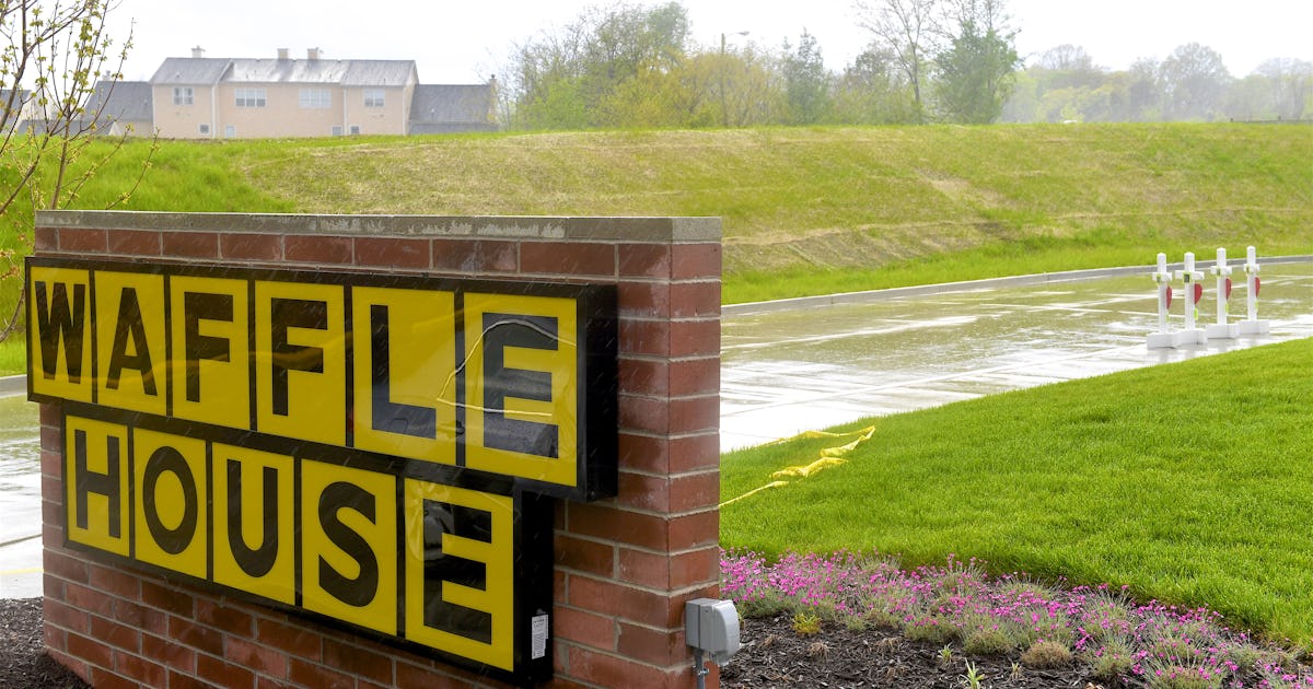 Is Waffle House Open On Christmas Day? Get Ready To Feast