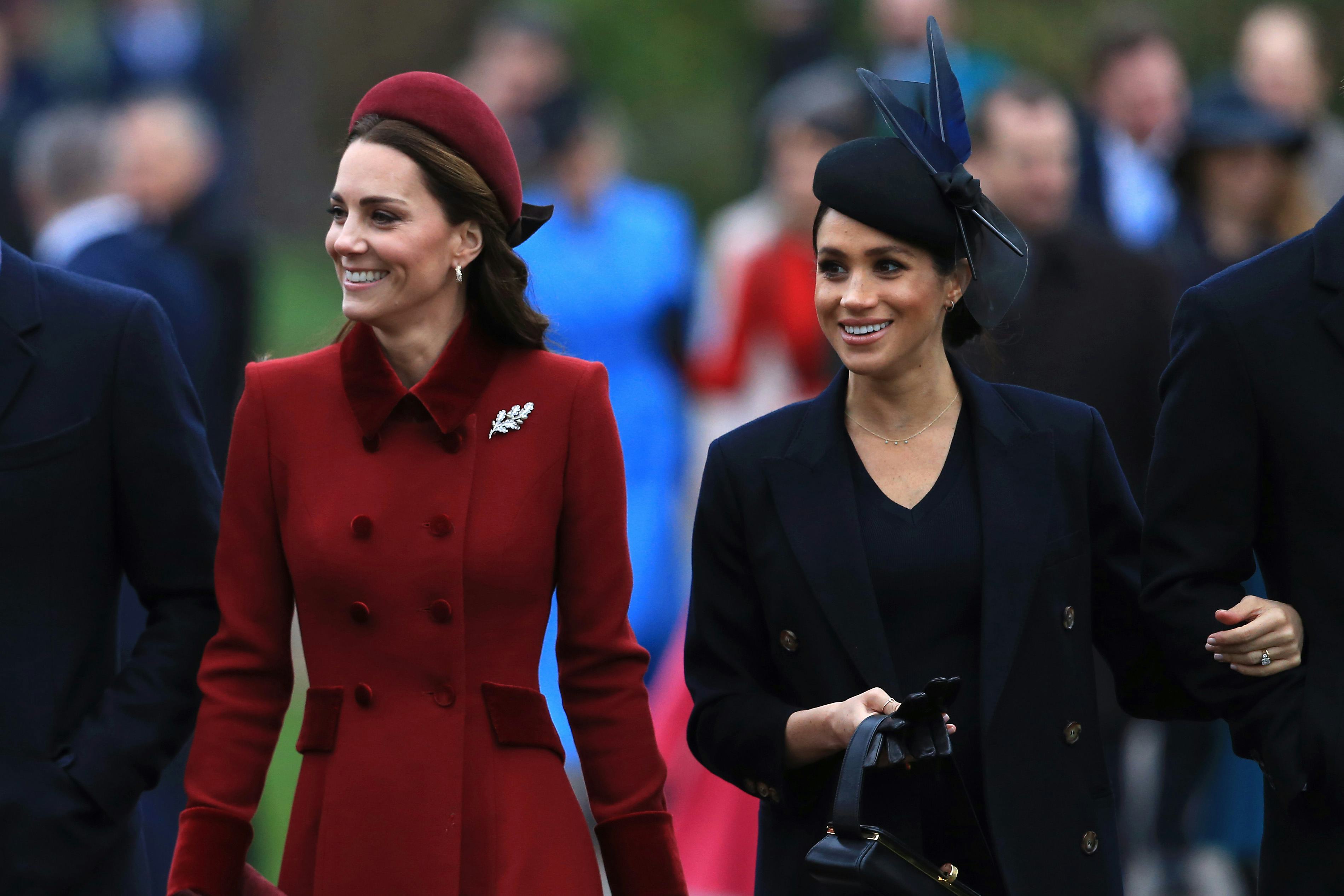 kate middleton hat band