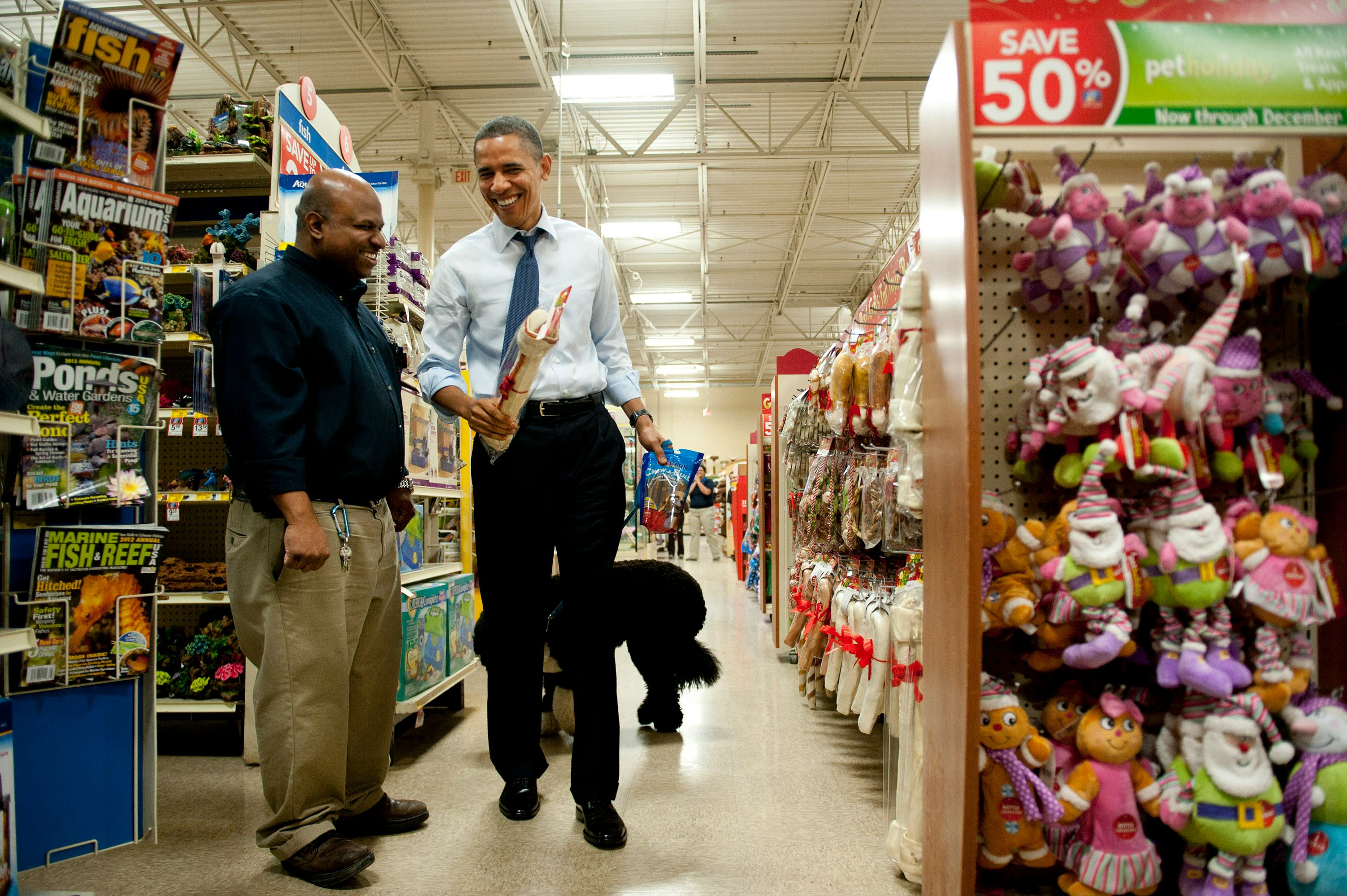 26 Places Open On New Year’s Day 2020, Including Restaurants, Stores, And Cafes