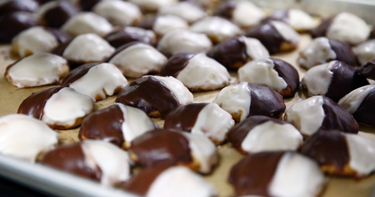 5 National Cookie Day Deals That Will Have You Singing That S Good Enough For Me