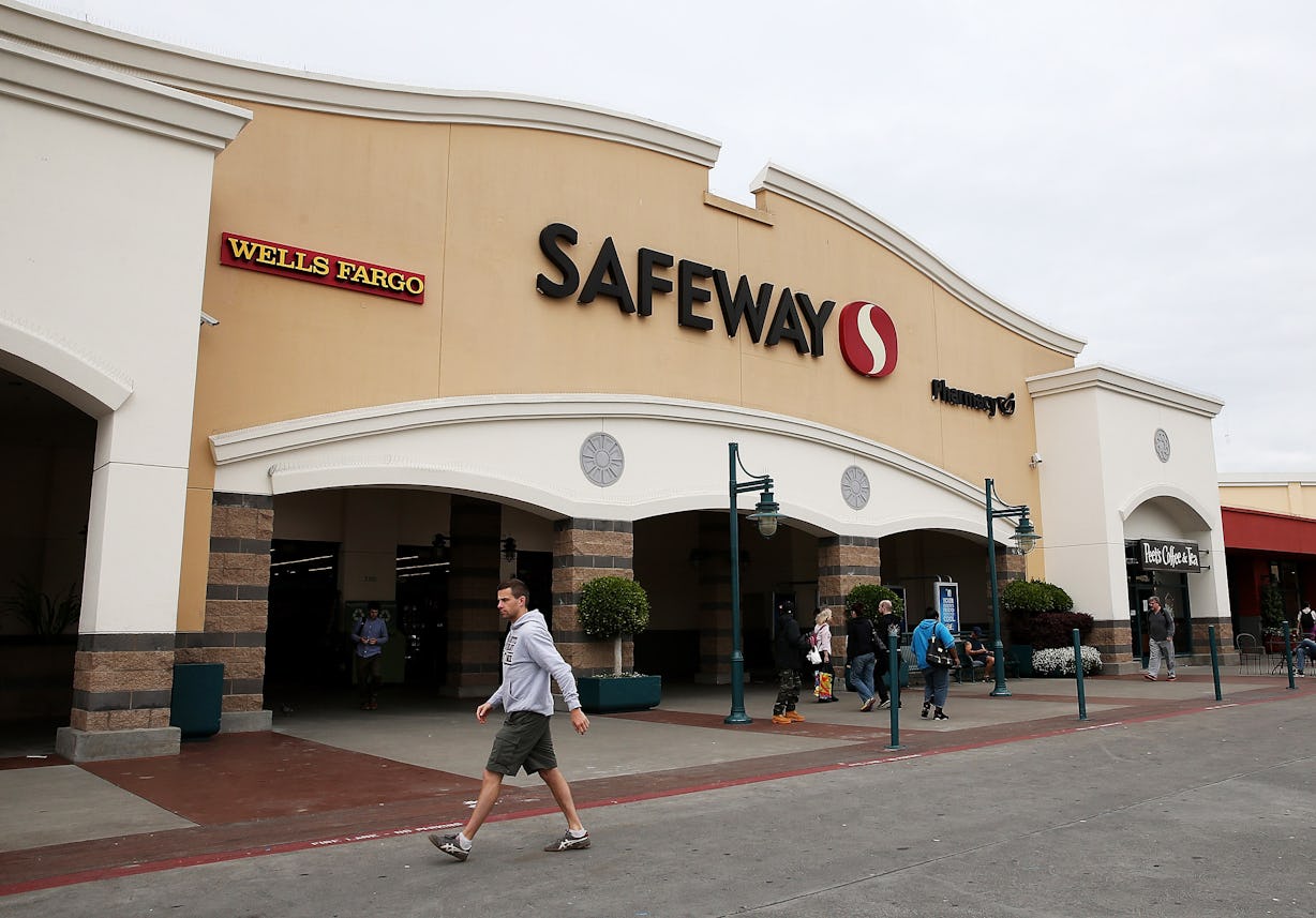 Is Safeway Open On Christmas? Better Stock Up On Eggnog Early