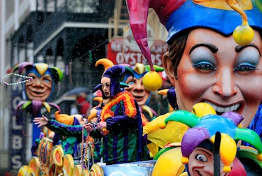 25 Instagram Captions For Mardi Gras Pics That Bead Being Basic