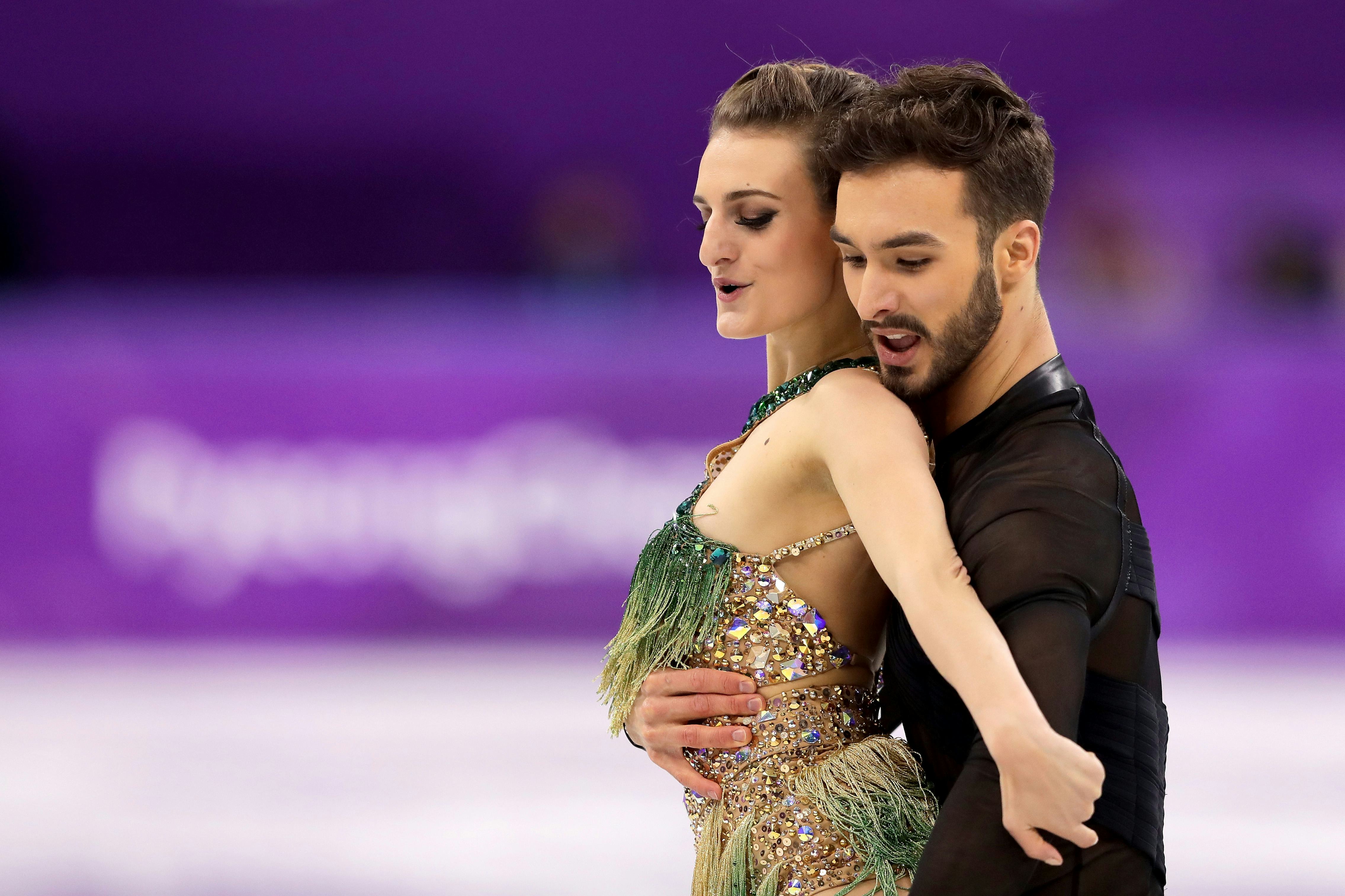 Ice Dancer Gabriella Papadakis Wardrobe Malfunction Didn T Keep Her From An...