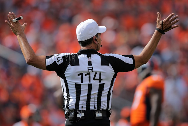 How Much Money Do Super Bowl Referees Make? Officiating The Big Game