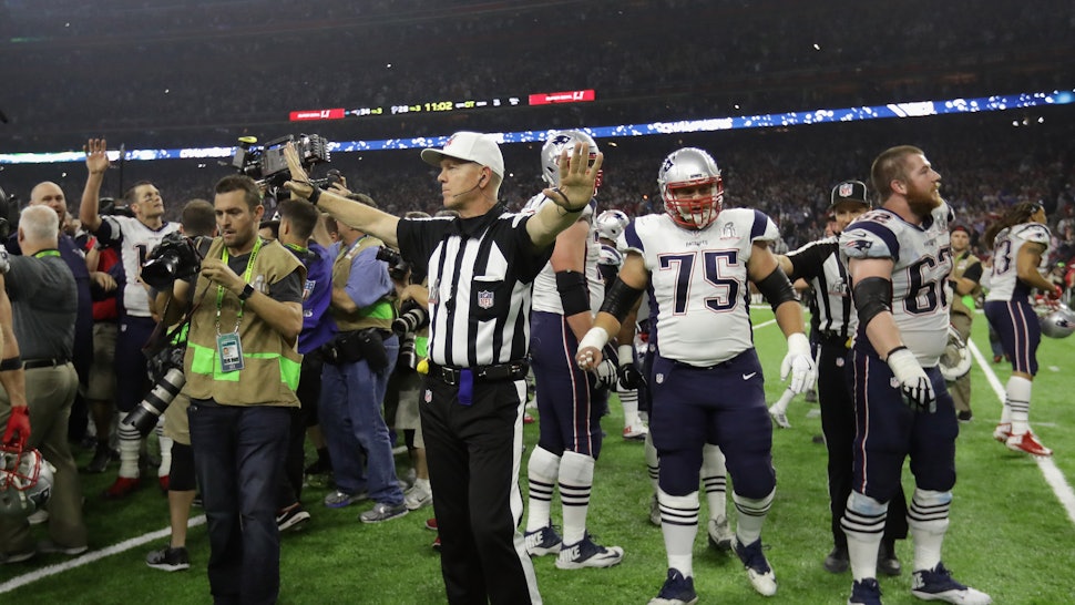 How Much Money Do Super Bowl Referees Make? Officiating The Big Game