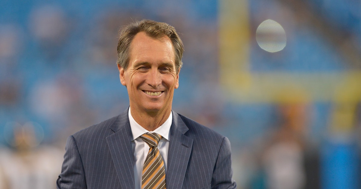 What Is Cris Collinsworth S Net Worth The 2018 Super Bowl Announcer Has Had A Long Nfl Career