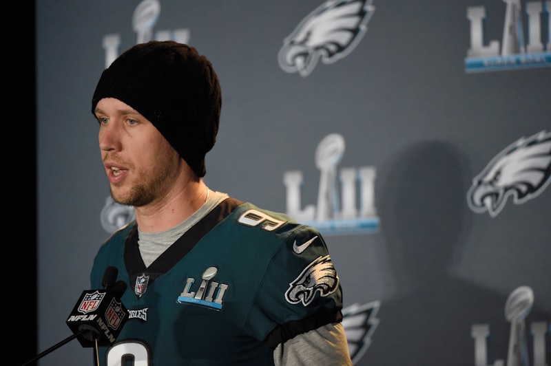 It Took Eagles Quarterback Nick Foles Exactly 6 Words to Teach a Major  Lesson in Emotional Intelligence