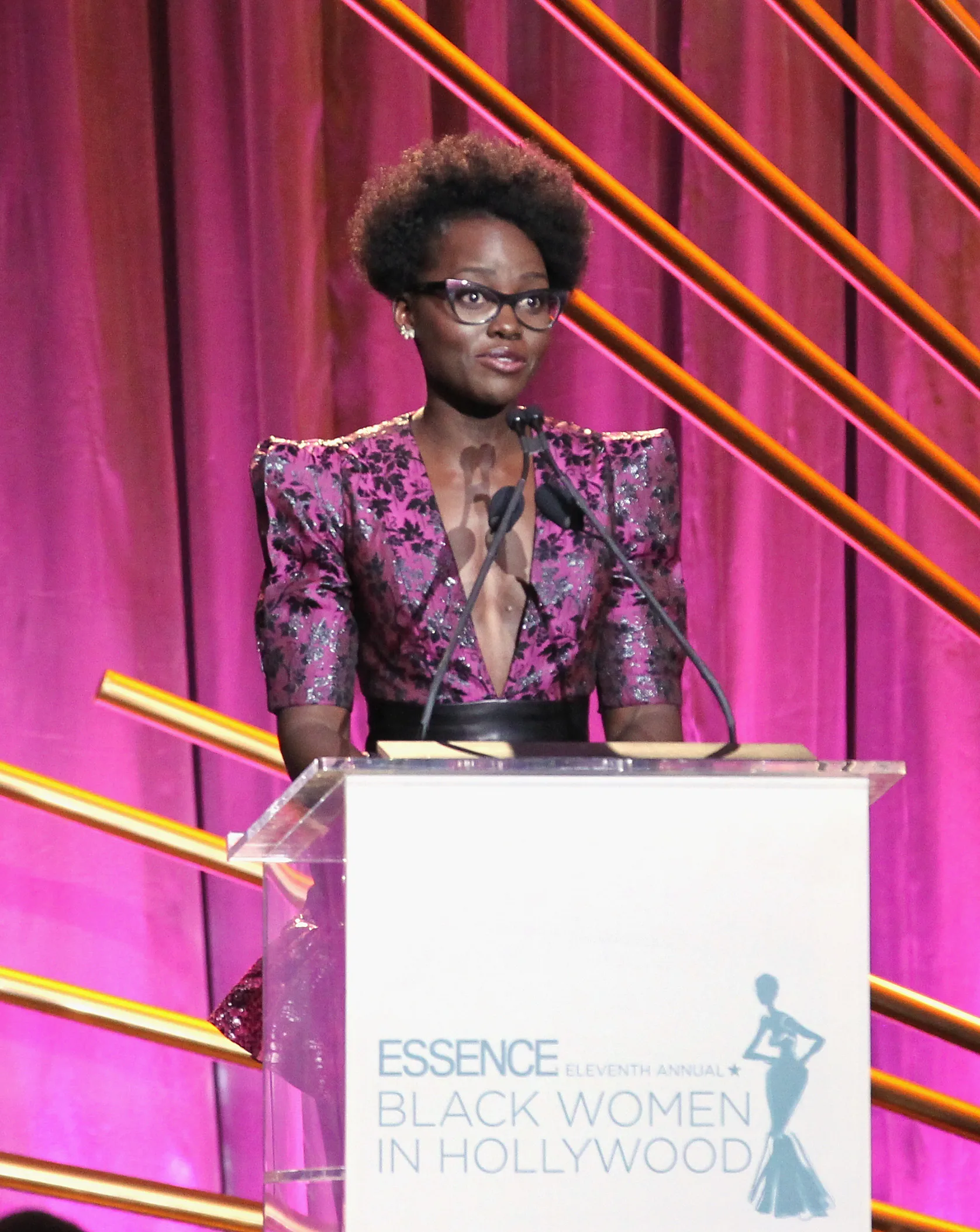 Celebrities With Glasses Slayed The 2018 Oscars & I'm Ready To Toss My ...