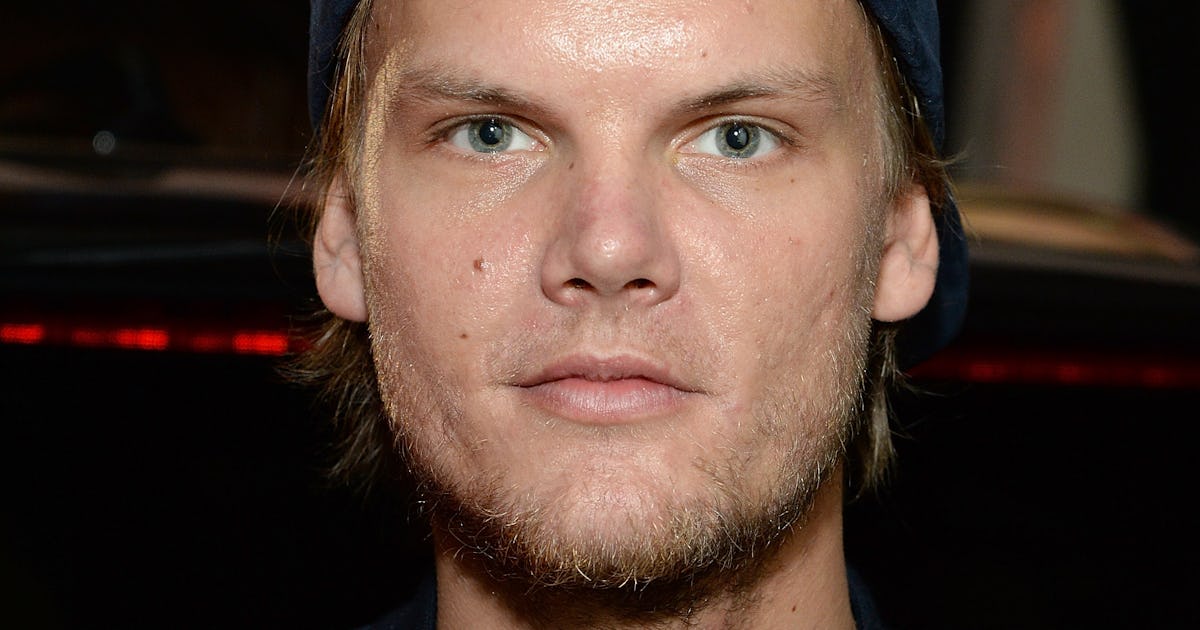 Avicii Has Died At Age 28 & Fans Are Mourning The “Wake Me Up” Artist