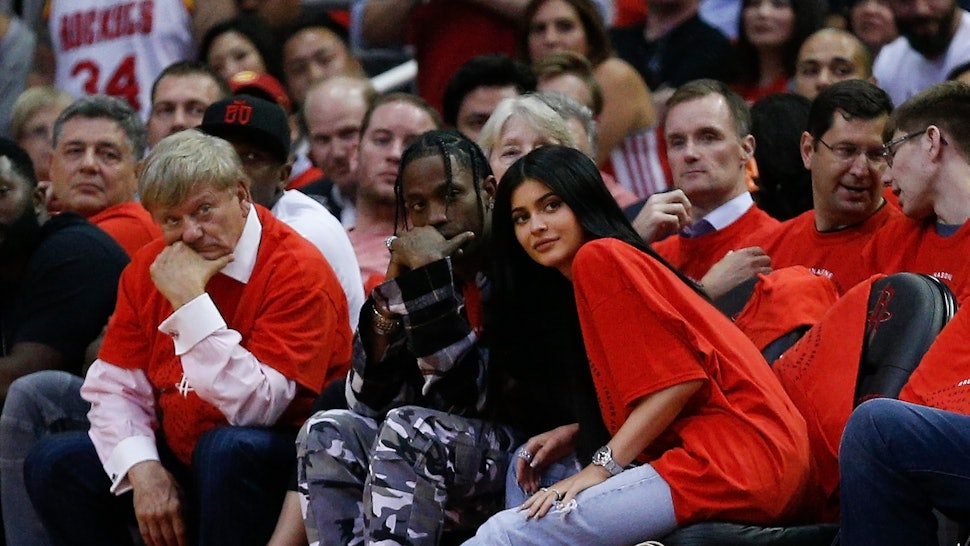 Kylie Jenner Rented A Theme Park For Travis Scotts Birthday