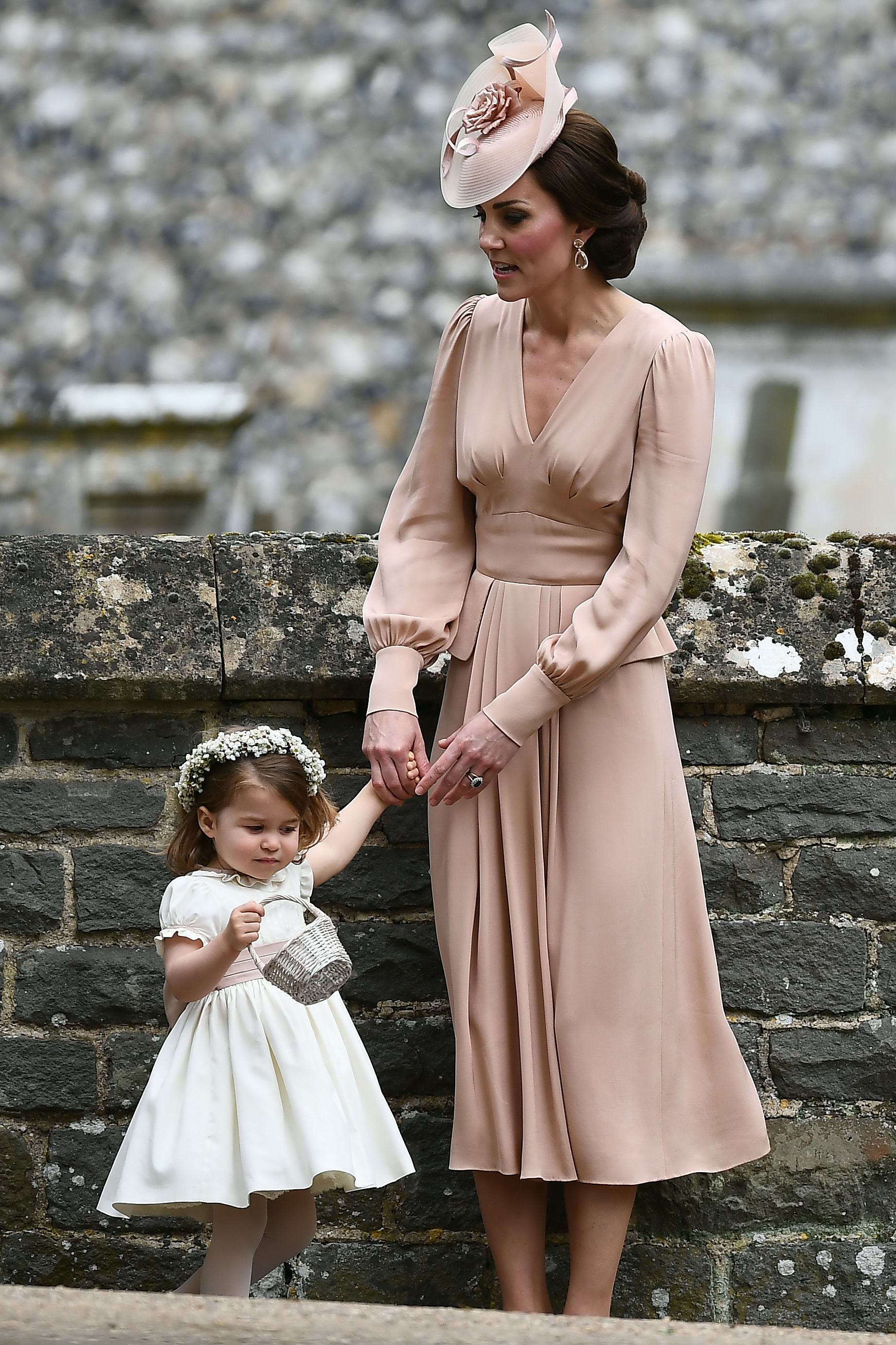 Kate Middleton S Dress At Meghan Harry S Royal Wedding Was The