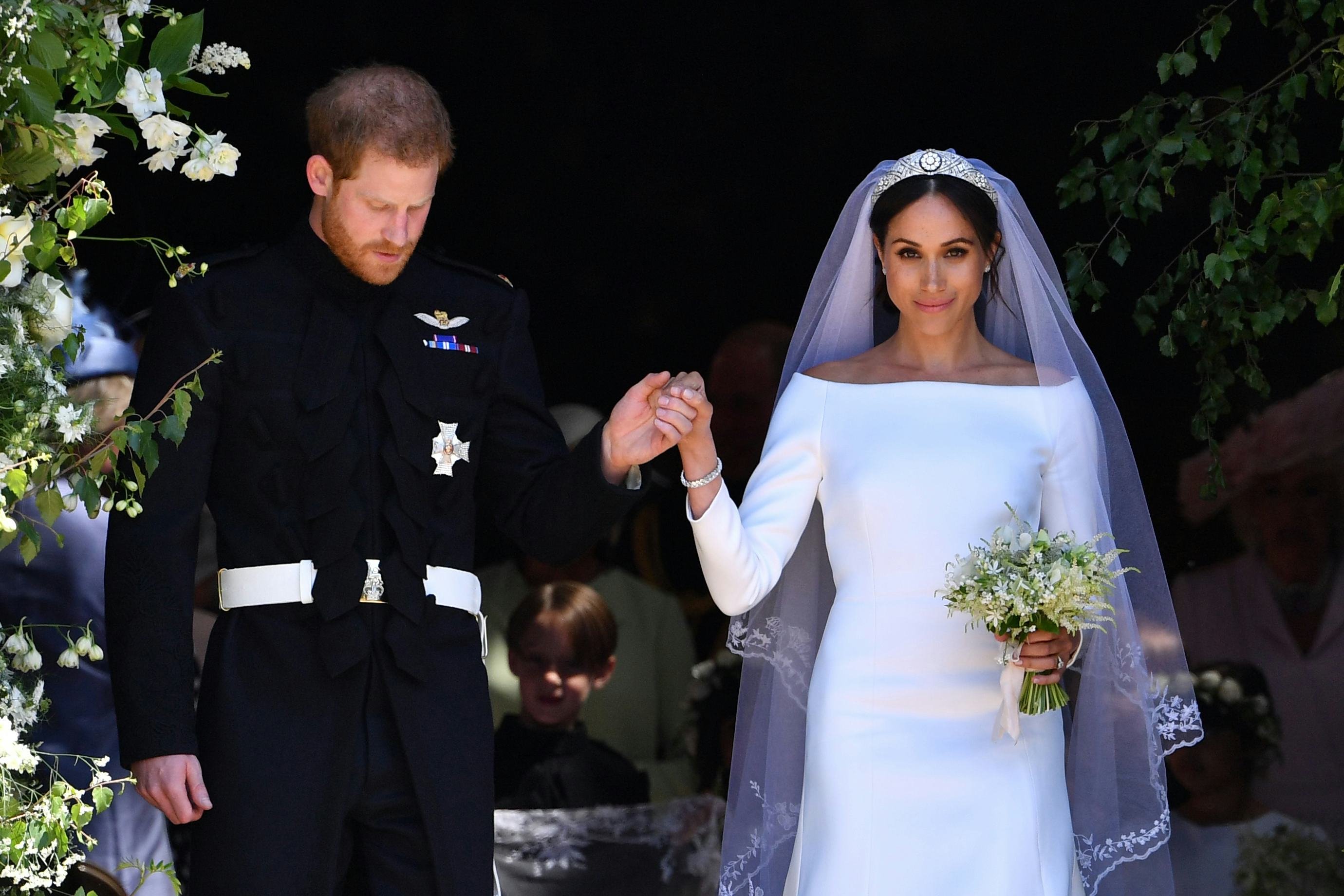 cost of meghan markle wedding dress