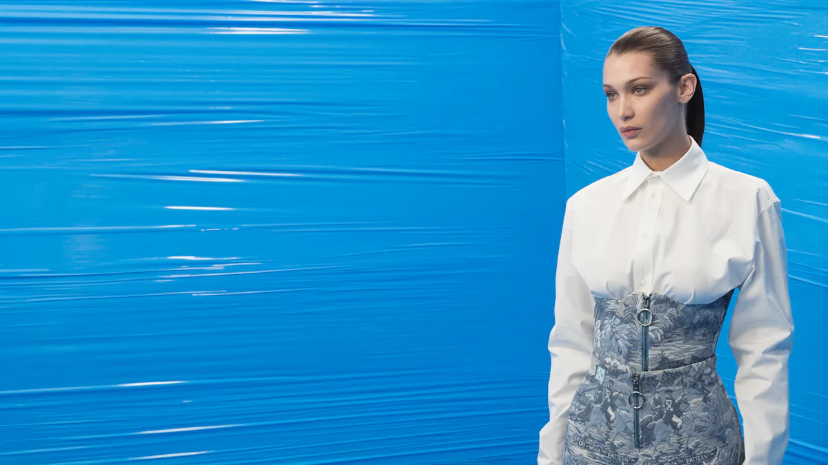 Bella Hadid's Comment About Her 2018 Met Gala Dress Is Literally You At A Black Tie Event Bella Hadid's Comment About Her 2018 Met Gala Dress Is Literally You At A Black Tie Event