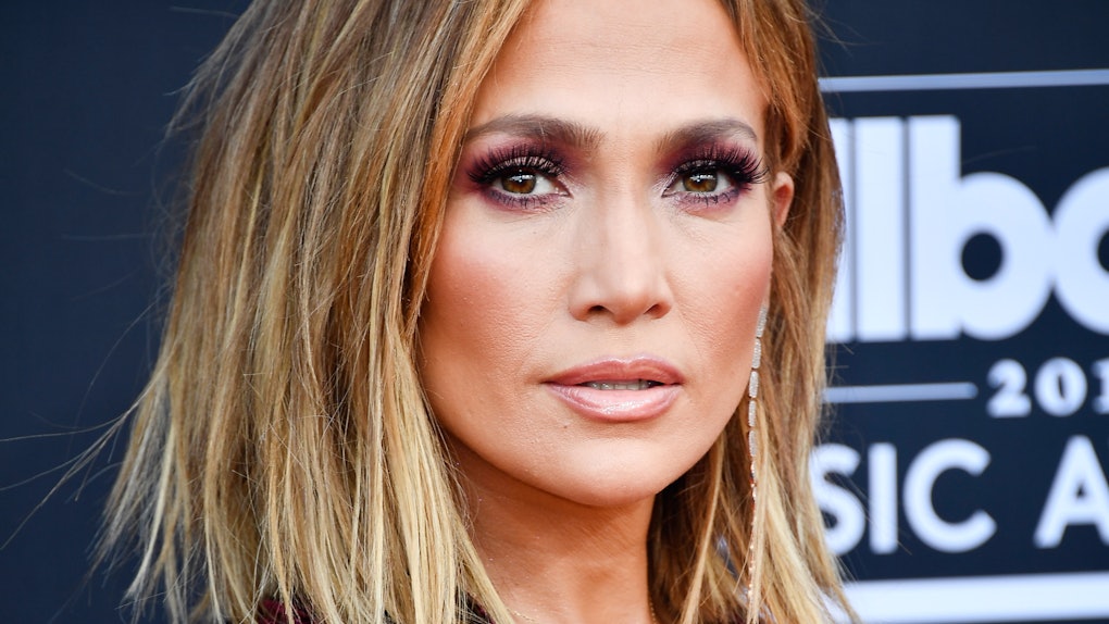 Jennifer Lopez S 2018 Billboard Music Awards Look Is So Old School