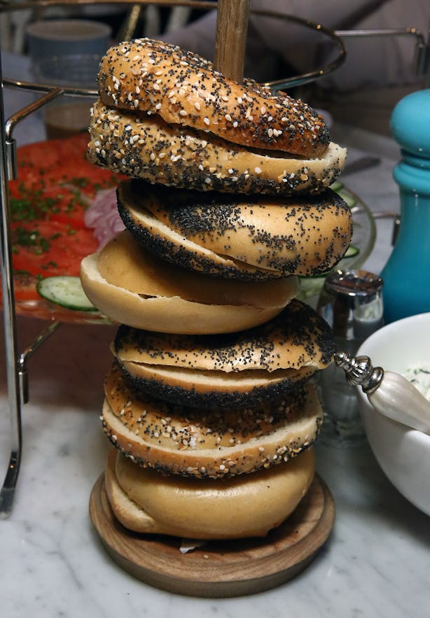 The Best Way to Cut a Bagel Turns Your Breakfast into Mathematical