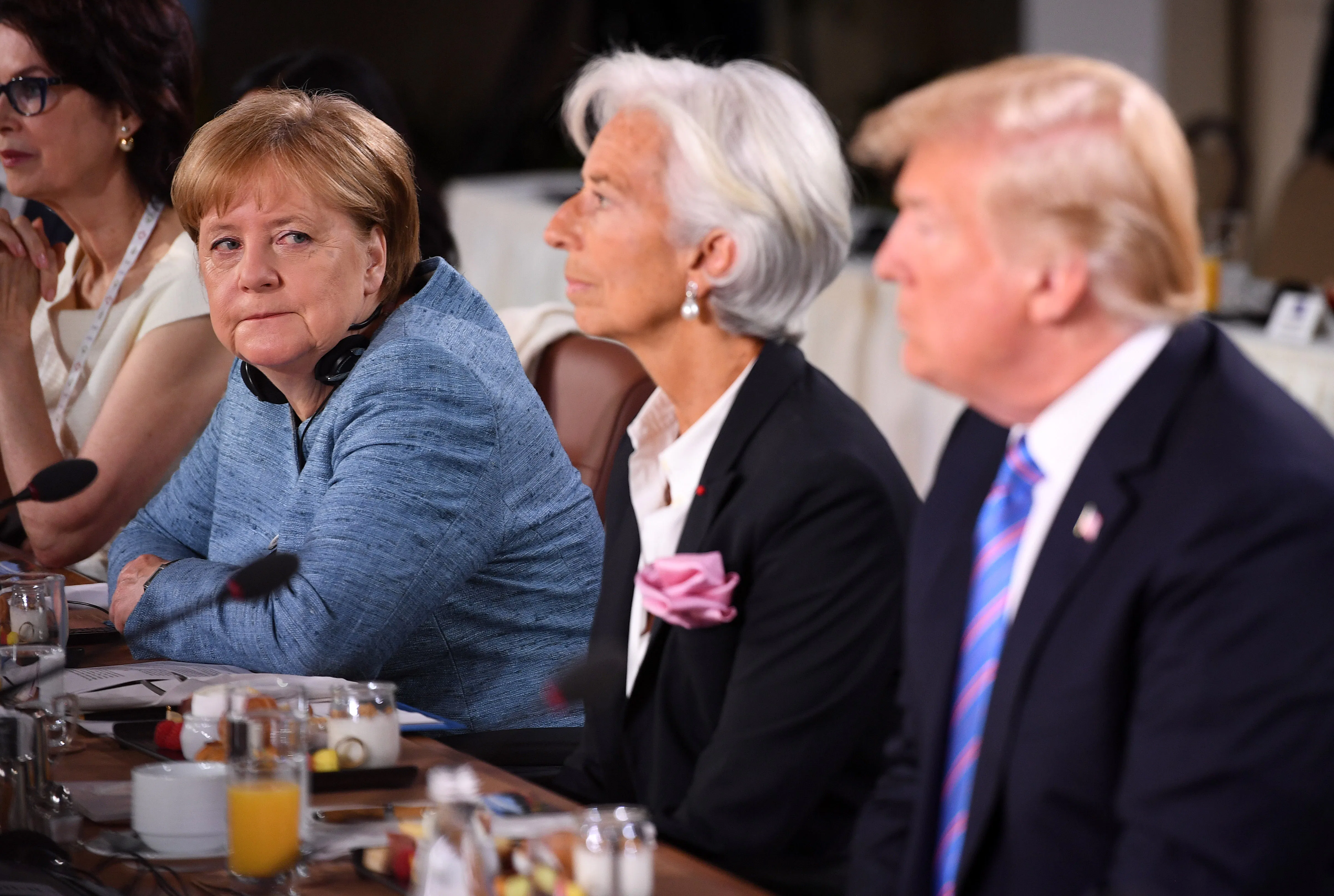Trump & Merkel's G7 Body Language Says So Much About The Summit's Power ...