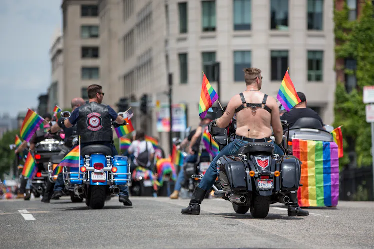Pride Rallly 10 Pride Parade Photos From Around The World That Prove Love Is Love